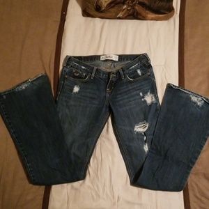 Hollister Distressed Jean's 1R